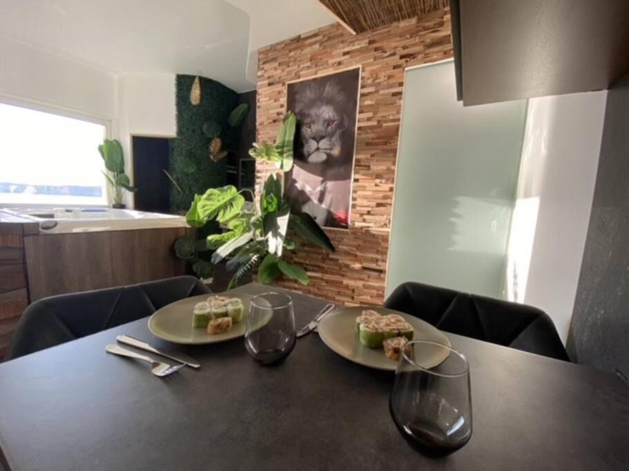 Sunset Apartamento Six-Fours-les-Plages Exterior foto
